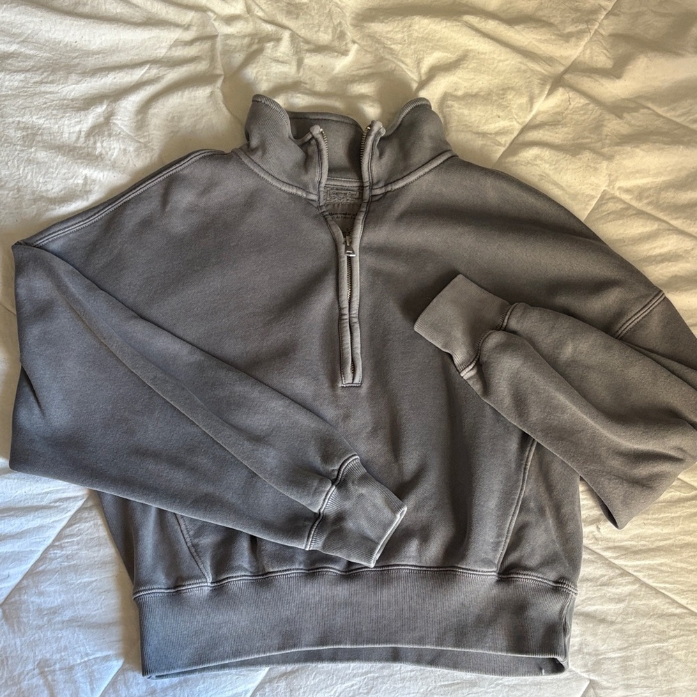 Abercrombie & Fitch Women's Charcoal Zip-Up Sweater